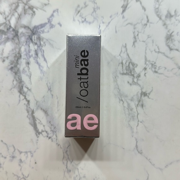 toyfactory. Mini Oat Bae Hyaluronic Oat Milk Oil Makeup Remover - Picture 1 of 3